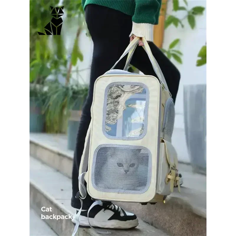 Femme avec sac à dos blanc, chat à l’intérieur - Cat Transport Bag : facile à transporter