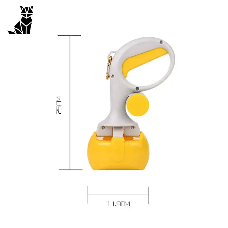 Sac à crottes ergonomique : Gros plan sur une agrafeuse ramasse crotte manuelle jaune et blanche